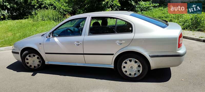 Лифтбек Skoda Octavia 2001 в Борисполе