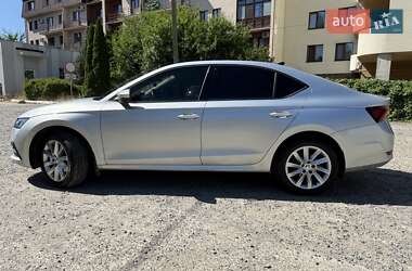 Ліфтбек Skoda Octavia 2021 в Ужгороді
