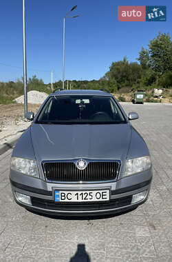 Универсал Skoda Octavia 2008 в Львове
