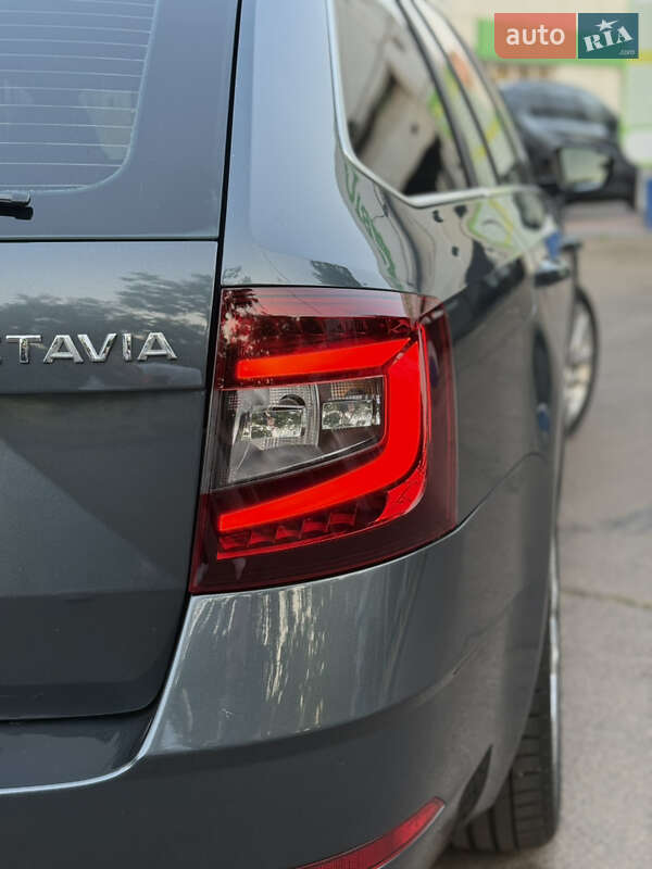 Універсал Skoda Octavia 2017 в Одесі