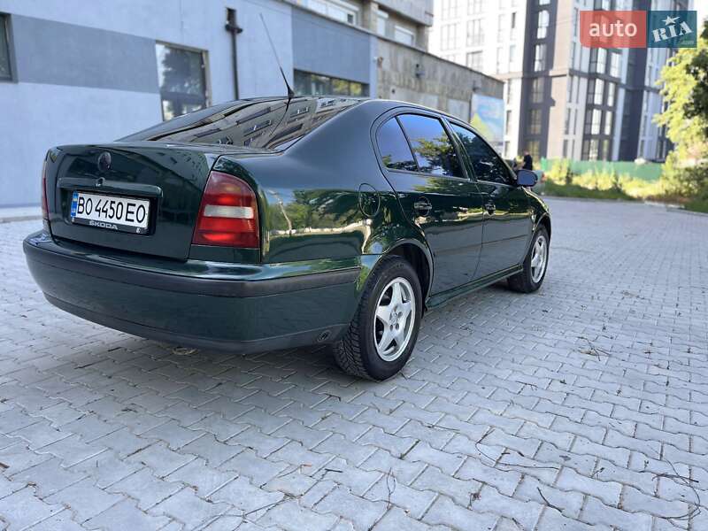Лифтбек Skoda Octavia 2001 в Каменец-Подольском