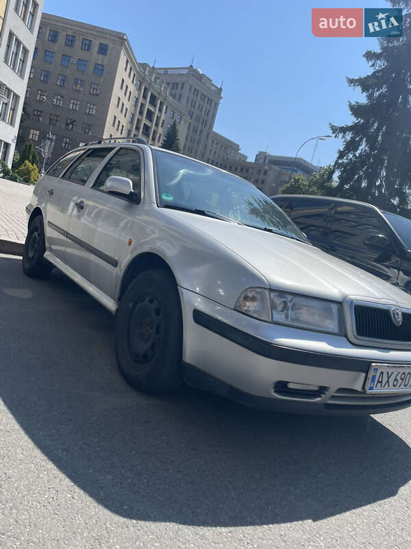 Skoda Octavia 2000