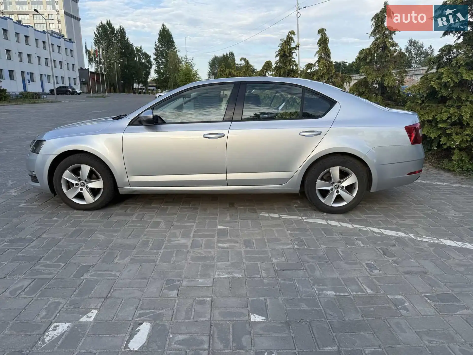 2017 Skoda Octavia - мініатюра 3