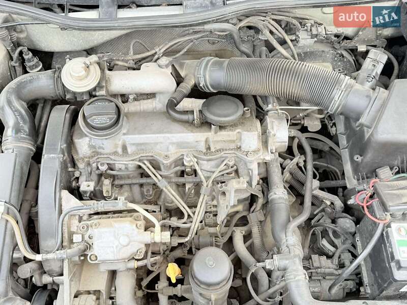 Лифтбек Skoda Octavia 1999 в Ивано-Франковске