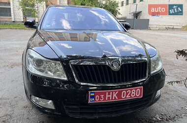 Ліфтбек Skoda Octavia 2009 в Львові
