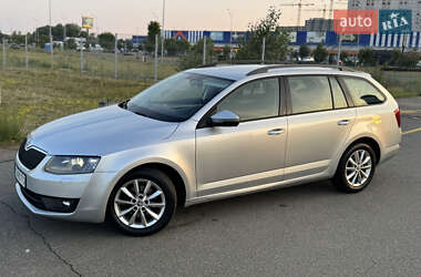 Универсал Skoda Octavia 2015 в 