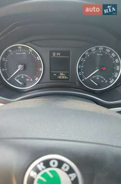 Лифтбек Skoda Octavia 2010 в 