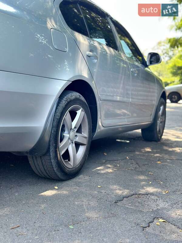 Лифтбек Skoda Octavia 2012 в Днепре фото 18 Лифтбек Skoda Octavia 2012 в Днепре