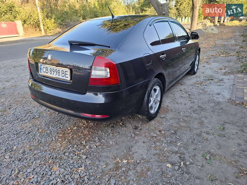 Лифтбек Skoda Octavia 2009 в Носовке