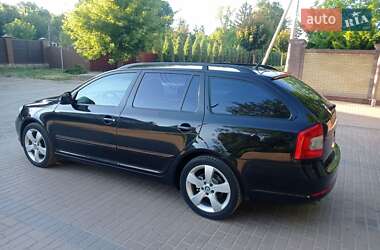 Универсал Skoda Octavia 2011 в 