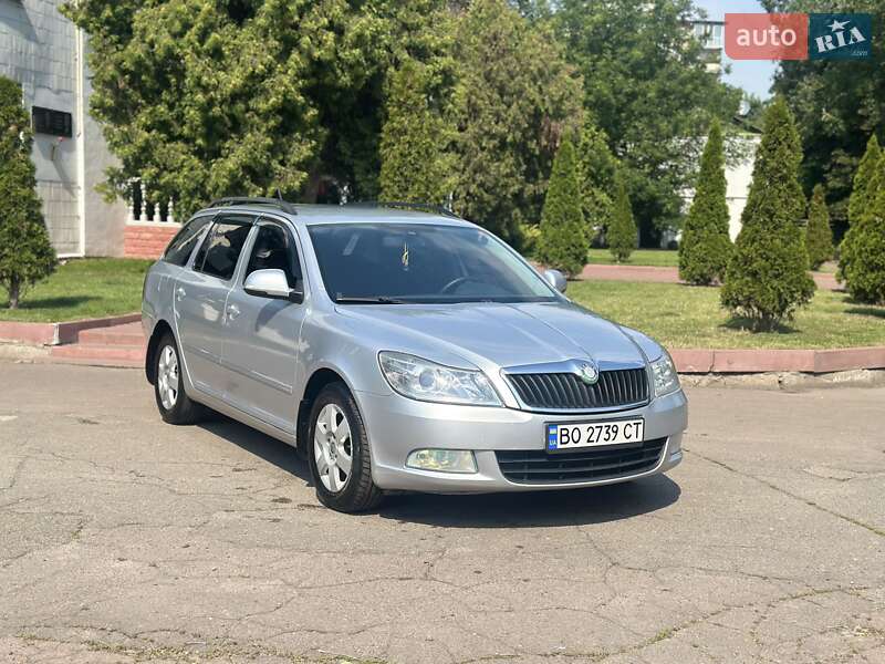 Универсал Skoda Octavia 2009 в Одессе