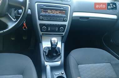 Универсал Skoda Octavia 2011 в 
