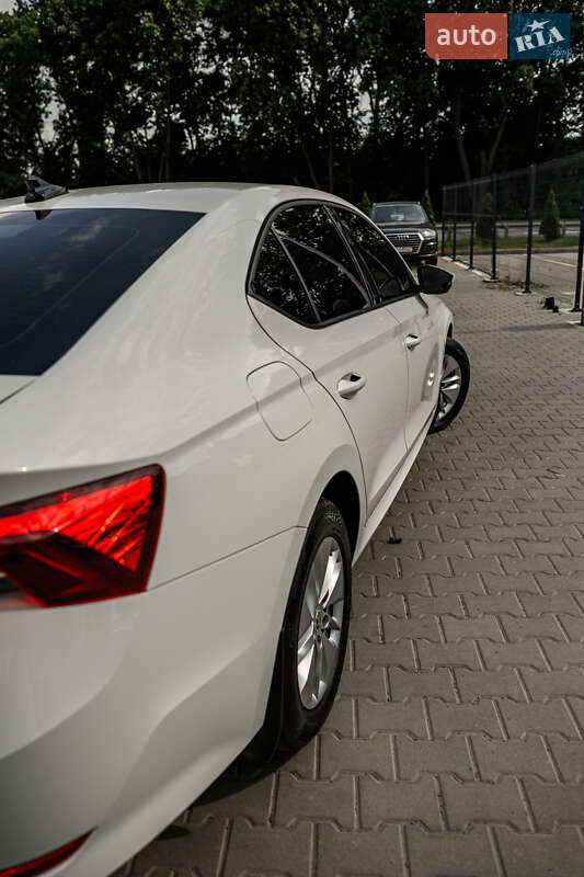 Лифтбек Skoda Octavia 2021 в Львове