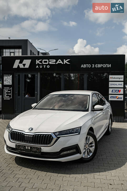 Лифтбек Skoda Octavia 2021 в Львове