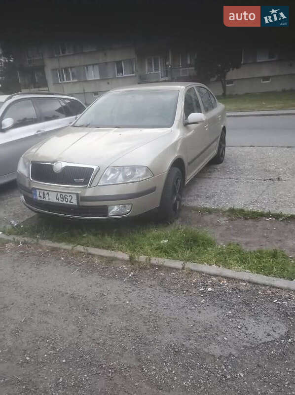 Лифтбек Skoda Octavia 2006 в Тячеве