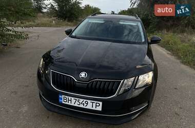 Универсал Skoda Octavia 2017 в Одессе
