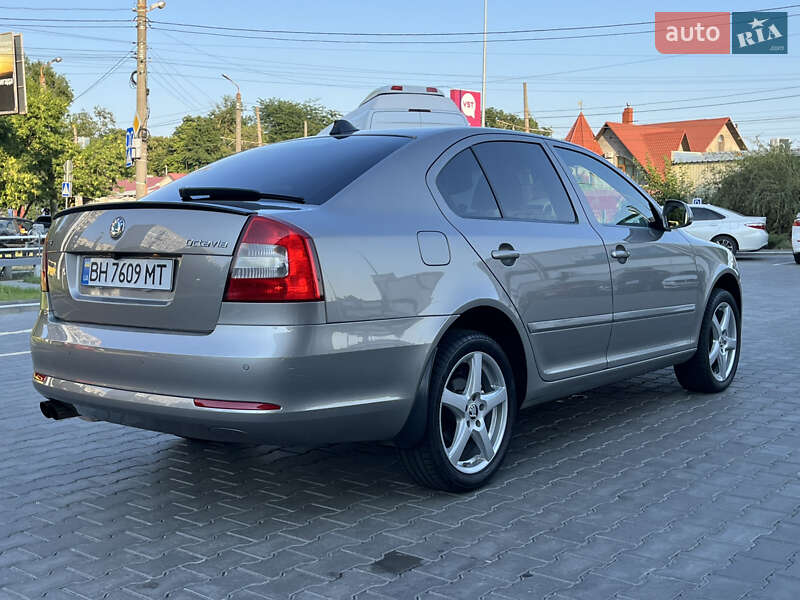 Лифтбек Skoda Octavia 2009 в Одессе