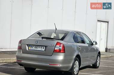 Лифтбек Skoda Octavia 2011 в 