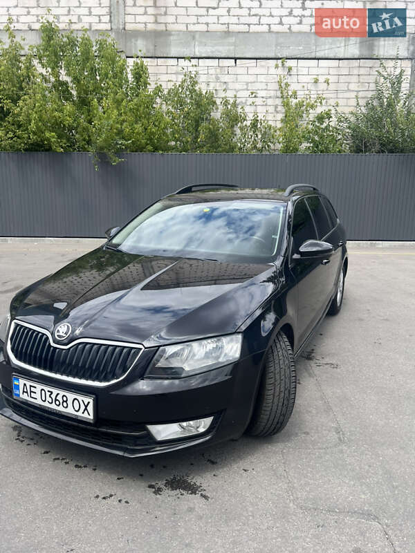 Універсал Skoda Octavia 2016 в Дніпрі