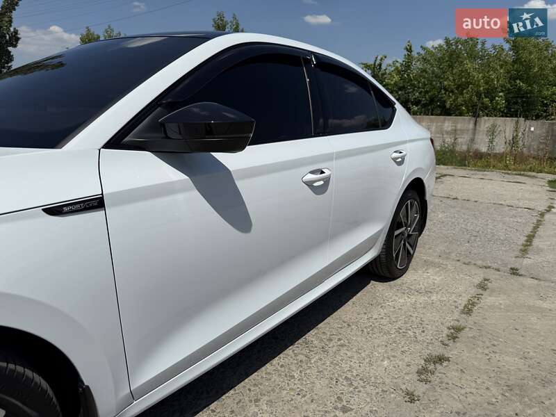 Лифтбек Skoda Octavia 2024 в Днепре