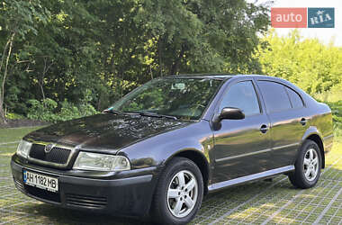 Лифтбек Skoda Octavia 2004 в Киеве