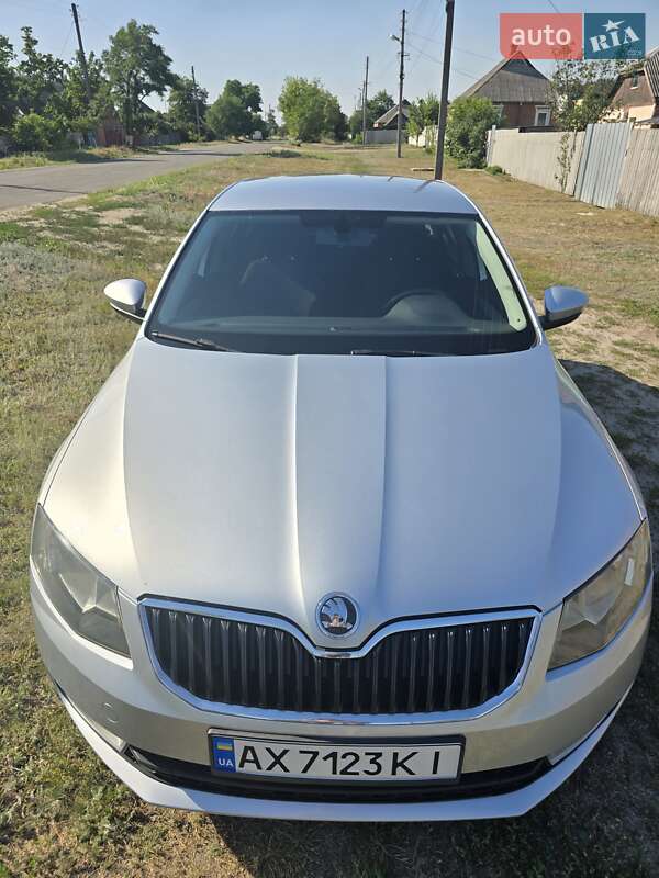 Лифтбек Skoda Octavia 2013 в 