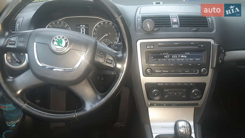 Универсал Skoda Octavia 2009 в Львове