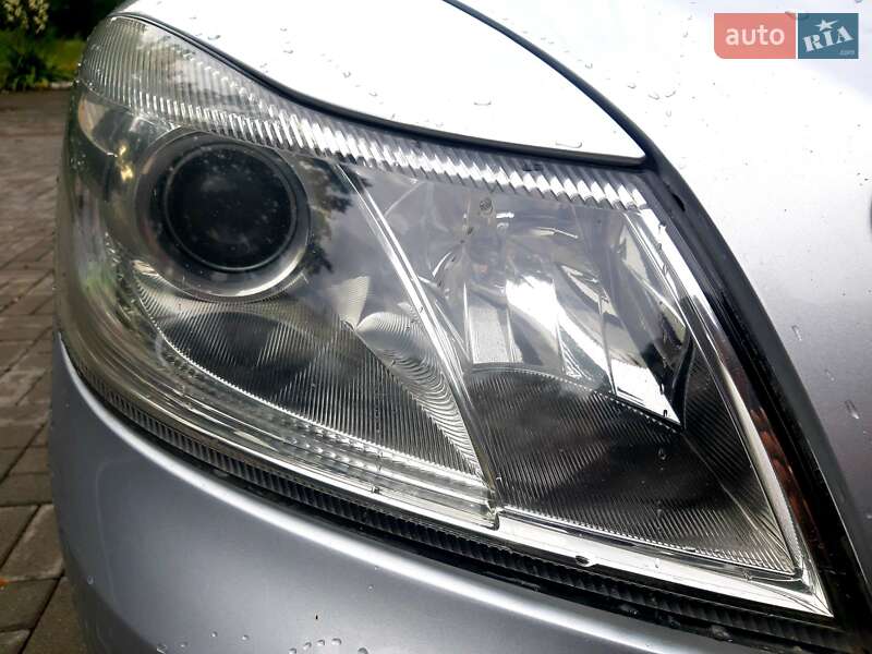 Универсал Skoda Octavia 2009 в Дрогобыче