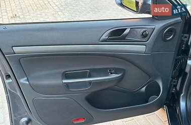 Универсал Skoda Octavia 2011 в 