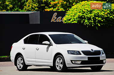 Ліфтбек Skoda Octavia 2014 в Дніпрі
