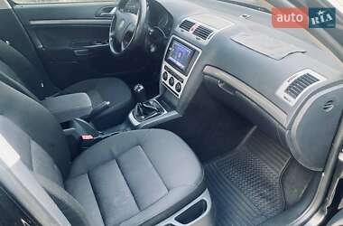 Лифтбек Skoda Octavia 2006 в 