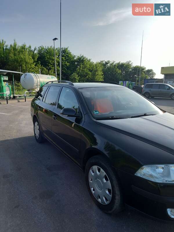 Универсал Skoda Octavia 2006 в Виннице