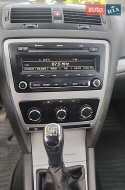 Лифтбек Skoda Octavia 2013 в 