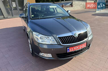 Универсал Skoda Octavia 2010 в Ровно