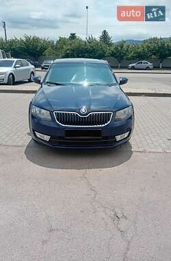 Лифтбек Skoda Octavia 2015 в Ужгороде