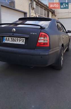 Ліфтбек Skoda Octavia 2003 в Києві