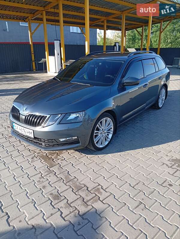 Универсал Skoda Octavia 2017 в Хмельницком