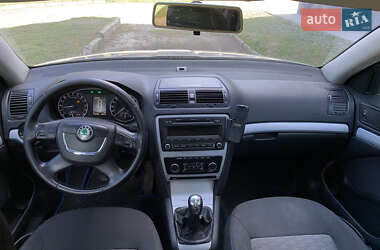 Універсал Skoda Octavia 2009 в 