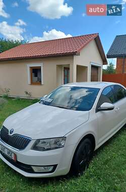 Лифтбек Skoda Octavia 2016 в Ужгороде