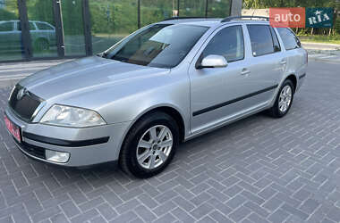 Універсал Skoda Octavia 2008 в Луцьку