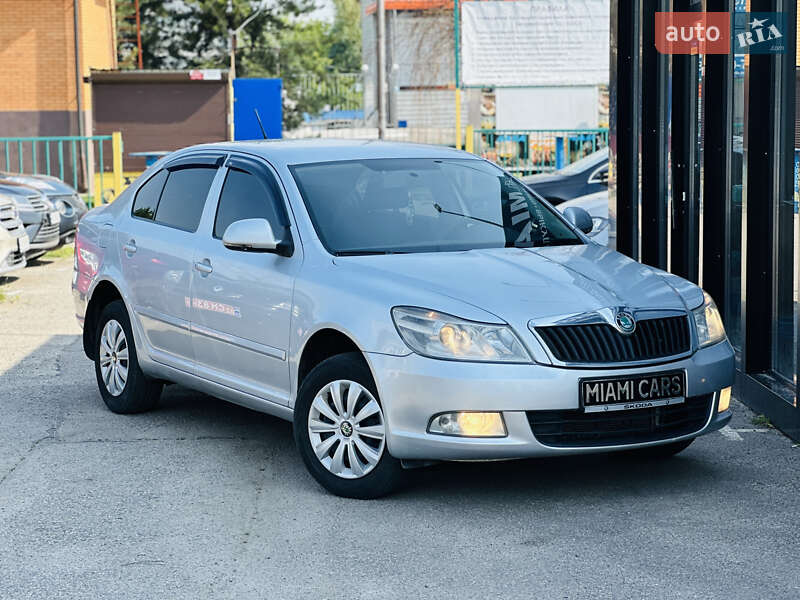 Лифтбек Skoda Octavia 2012 в Харькове