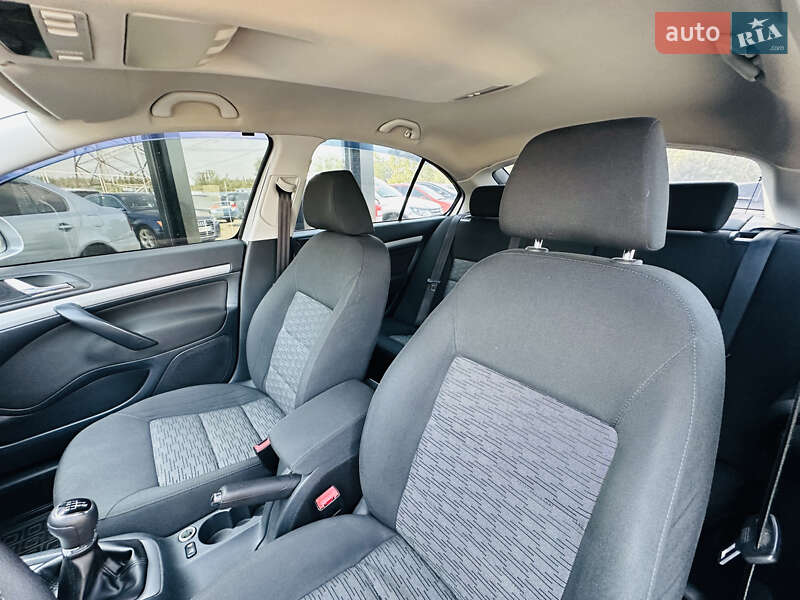 Лифтбек Skoda Octavia 2012 в Харькове
