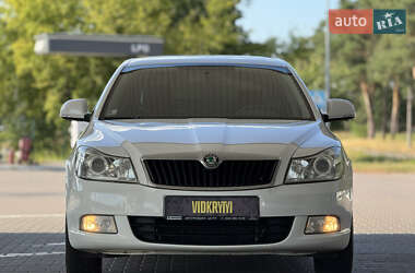 Лифтбек Skoda Octavia 2012 в 