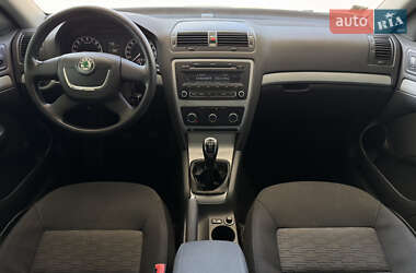 Лифтбек Skoda Octavia 2012 в 