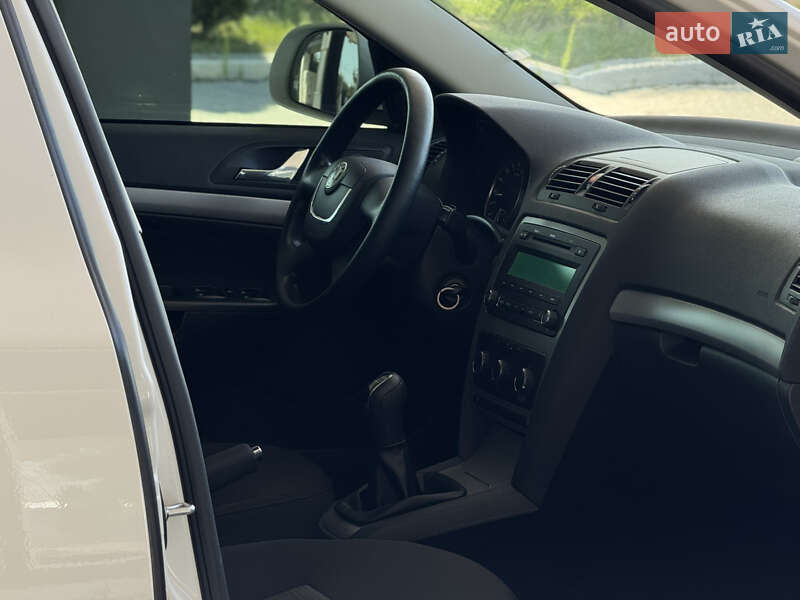 Лифтбек Skoda Octavia 2012 в Киеве