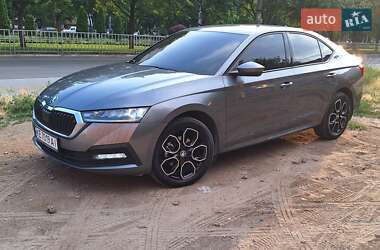 Лифтбек Skoda Octavia 2022 в Днепре
