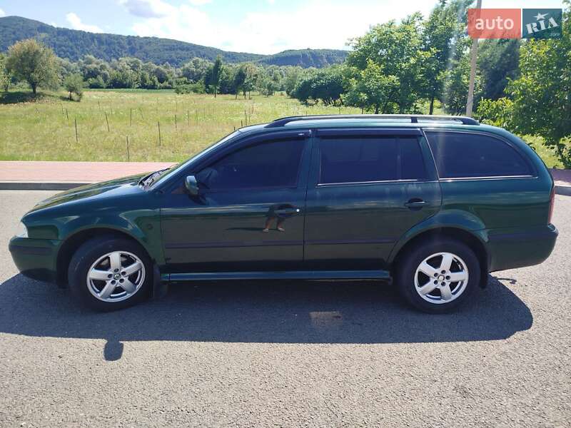Универсал Skoda Octavia 2001 в Хусте