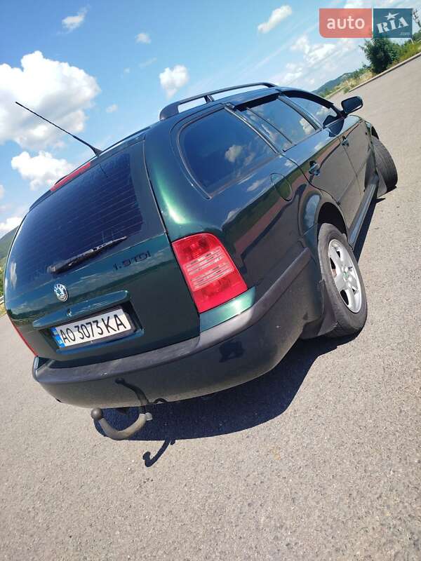 Универсал Skoda Octavia 2001 в Хусте