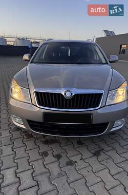Универсал Skoda Octavia 2010 в 
