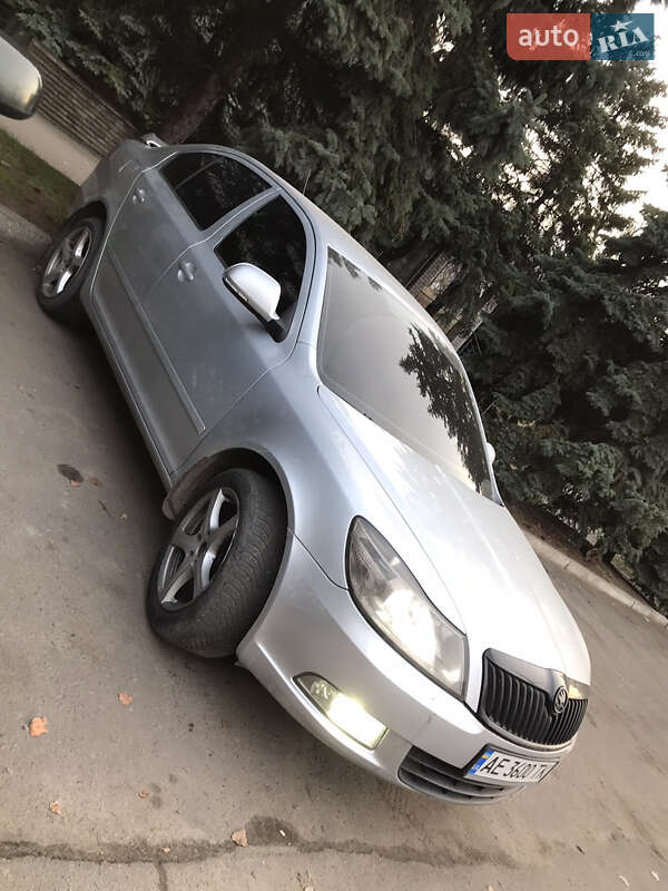 Лифтбек Skoda Octavia 2012 в Днепре
